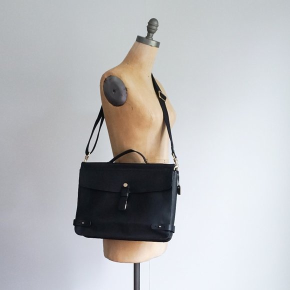 NWOT Skagen Leather Limited Edition messenger bag / Laptop Bag - Picture 3 of 11